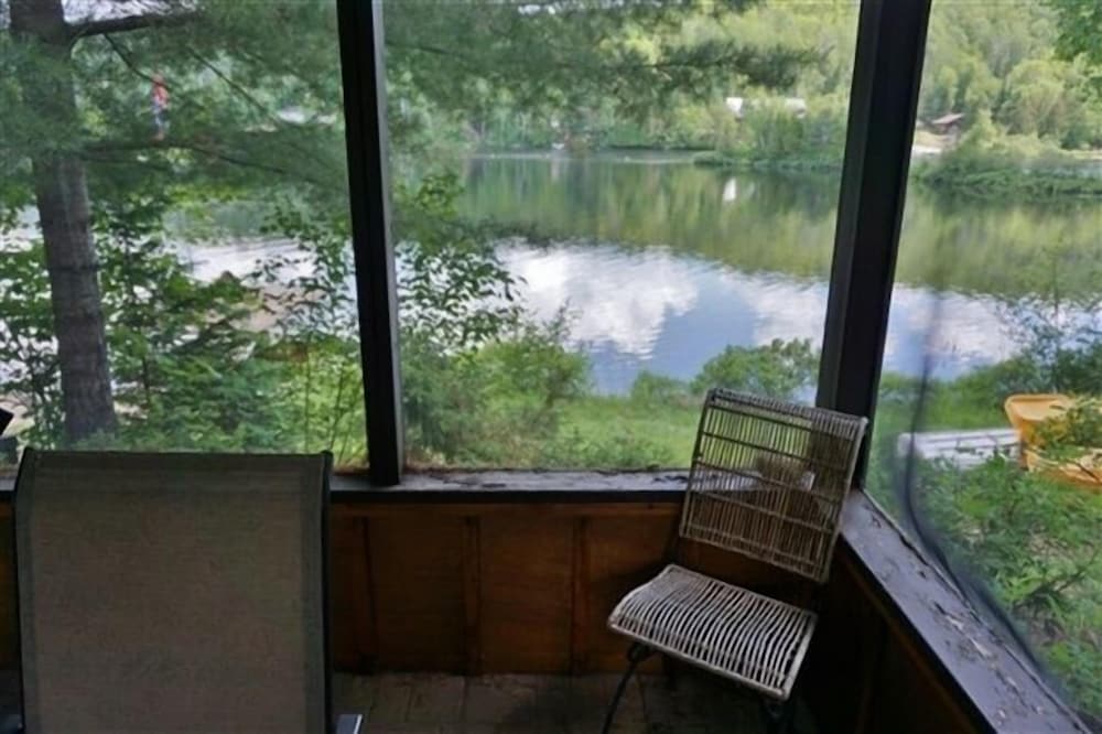 457 Lake St Peter 3 Bedroom Cottage
