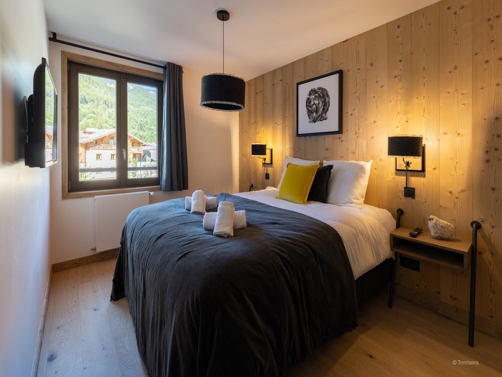 Apartment in Serre-chevalier Near Ski Slopes