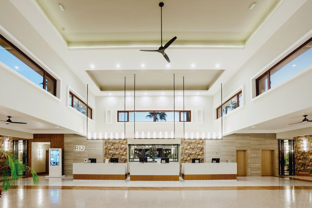 Los Cabos Vacations - Hotel Riu Santa Fe - All Inclusive - Property Image 86