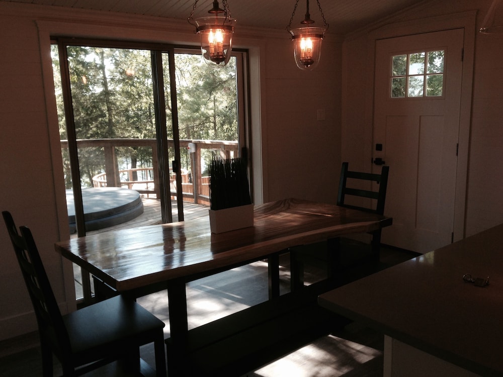 Watermark Waterfront Cottages