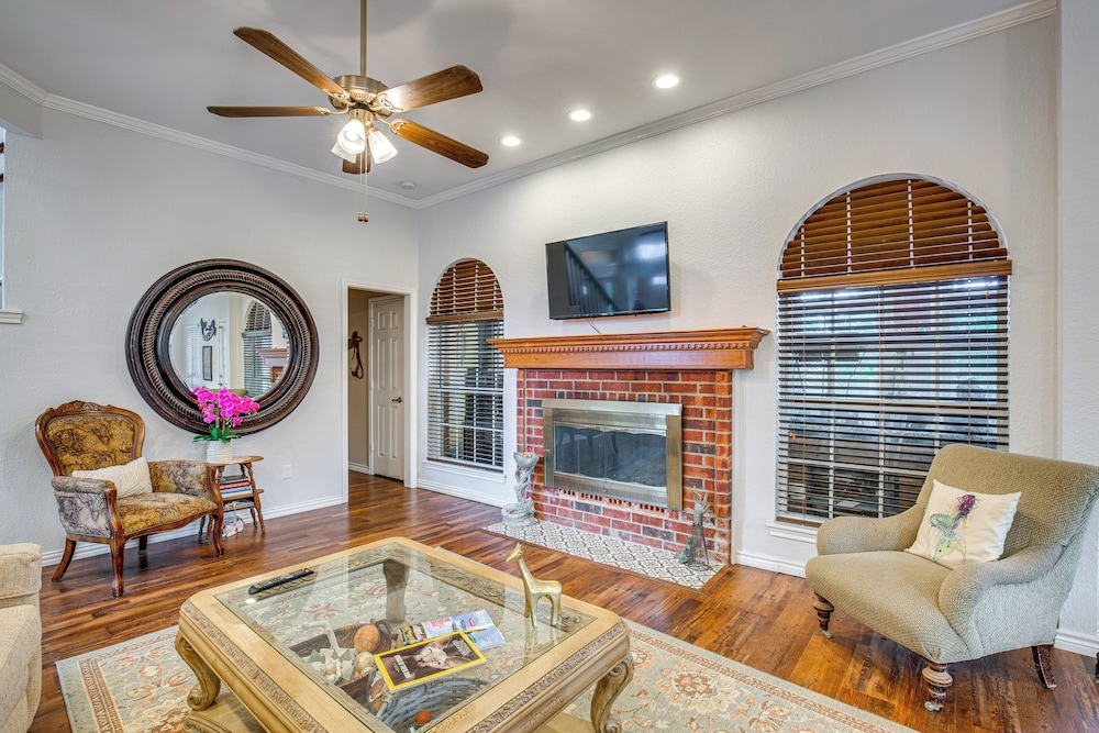 3 Mi to the Star: Spacious Home w/ Yard + Gazebo!