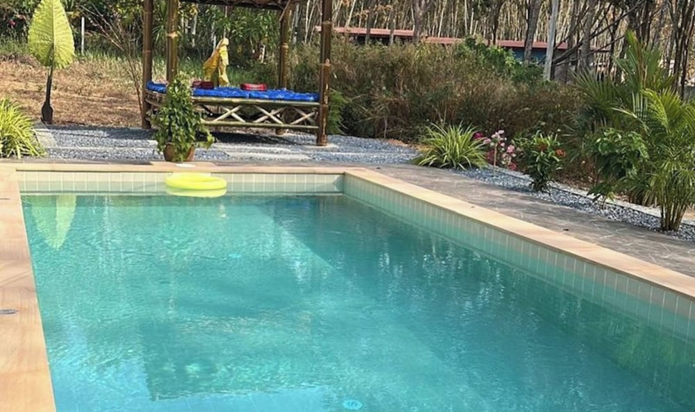 Baan ton mai 2 Bedrooms 400 m From the Beach