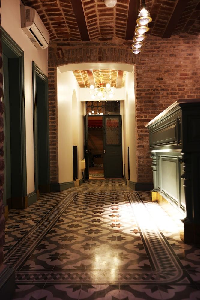 Royal Tophane - Image 21