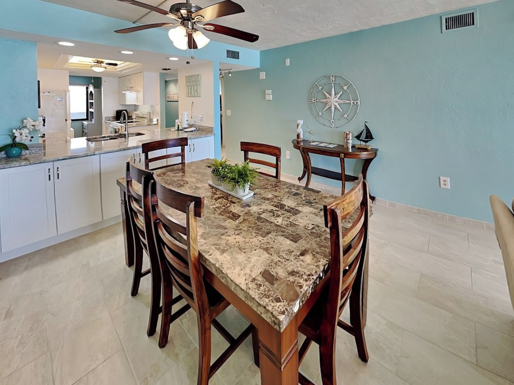 Riviera Club 204 by Distinctive Beach Rentals