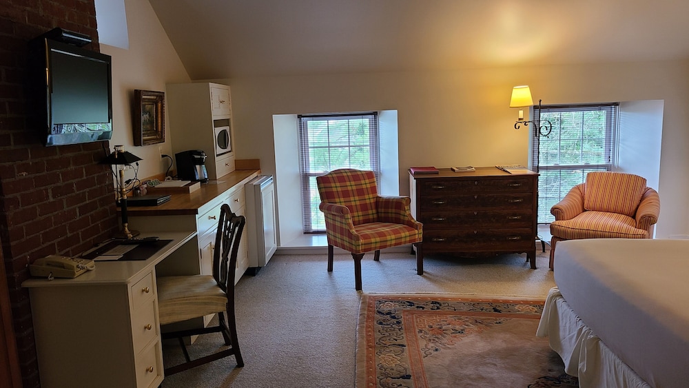 Wilmington Vacations - The Inn at Montchanin Village, a Historic Hotel of America - Property Image 78