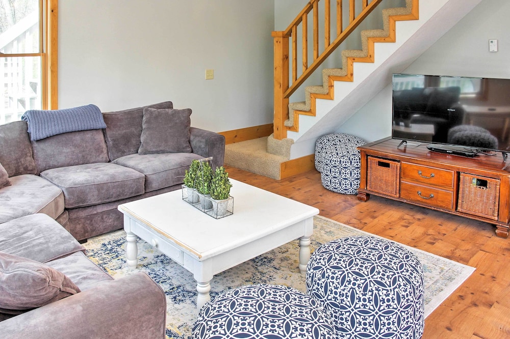 Spacious Pine Lake Home: Deck, Fire Pit + 3 Acres!