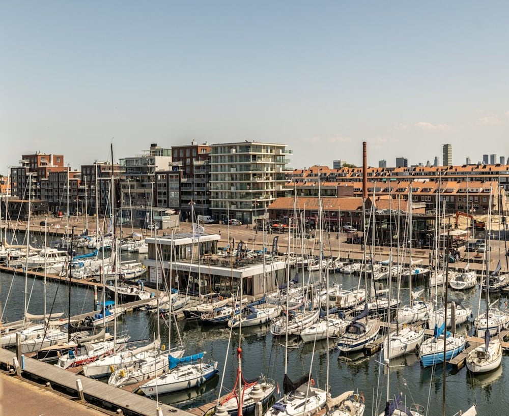 View Escape, Scheveningen