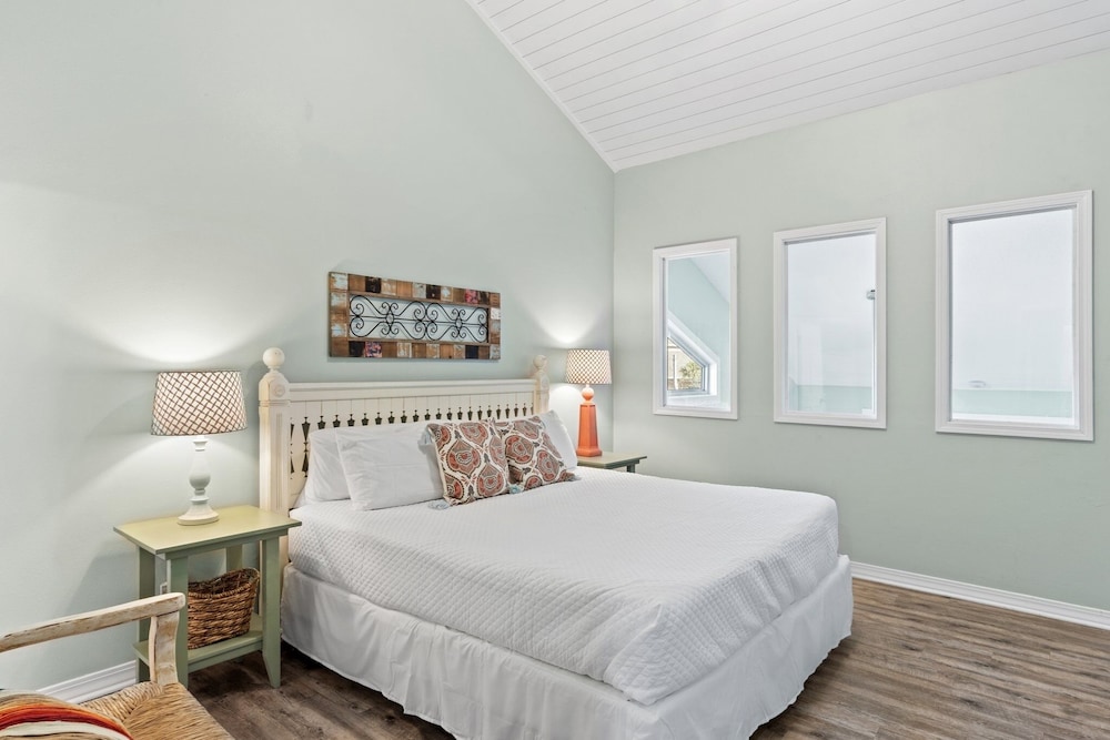 Sea Salt 2 Bedroom Condo