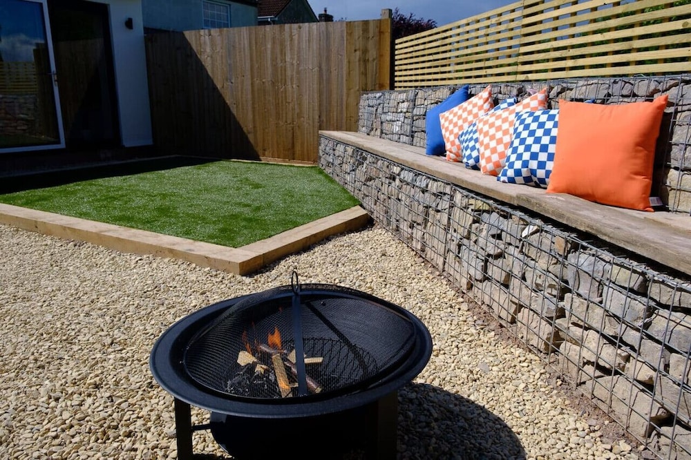 Wave Cottage Bristol