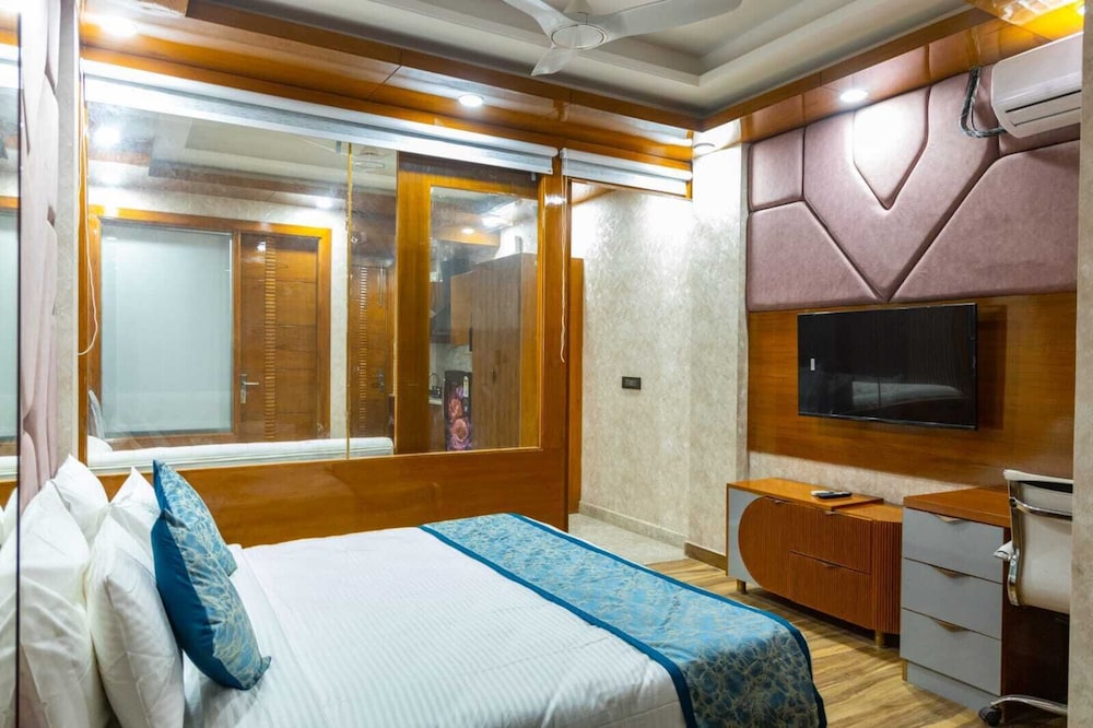 Platinum Service Apartment DLF Cyberhub