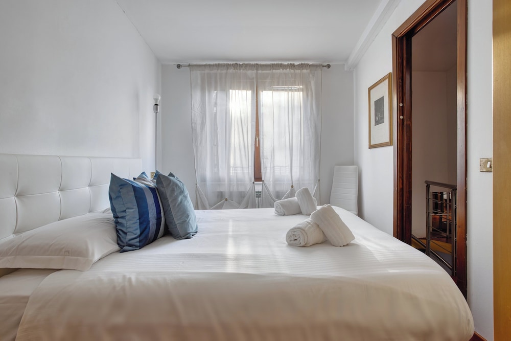 Inviting flat near the city centre
