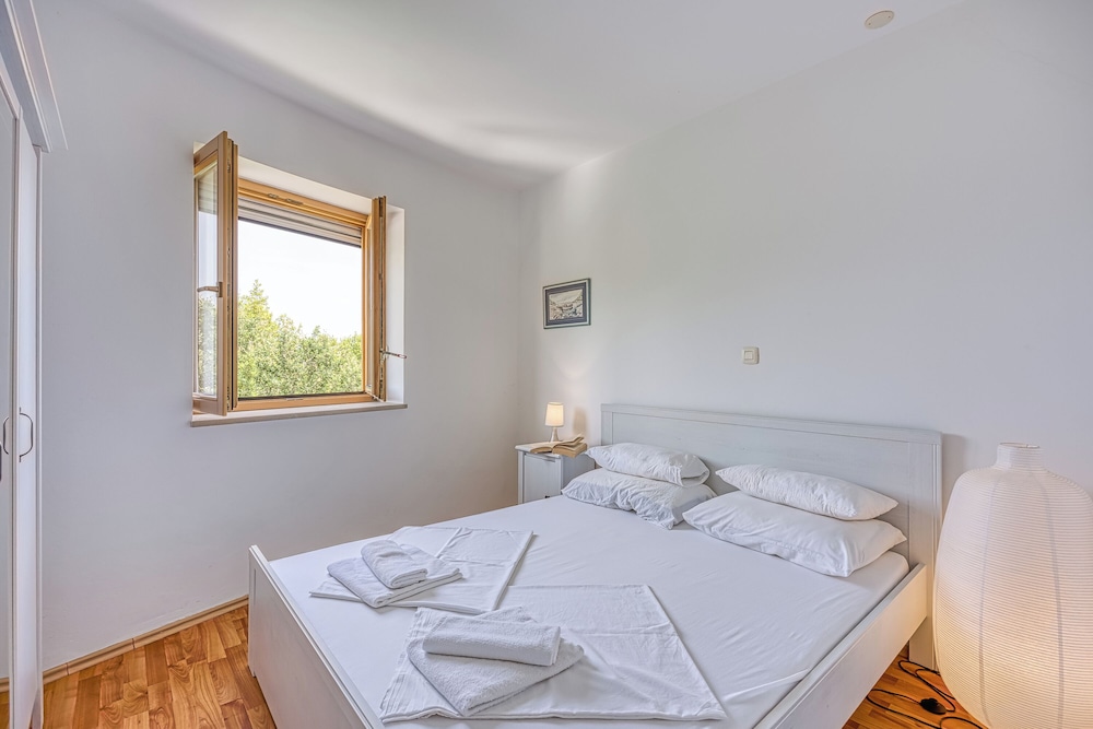 Apartment Good Life