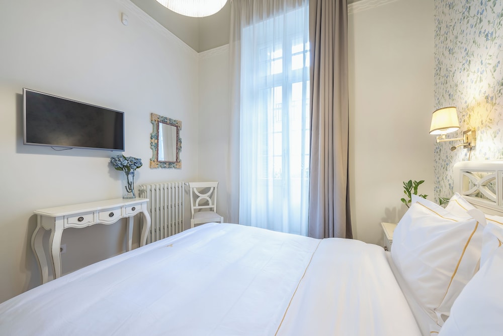 The Rare Luxury Gem in Kolonaki Sq - near Syntagma