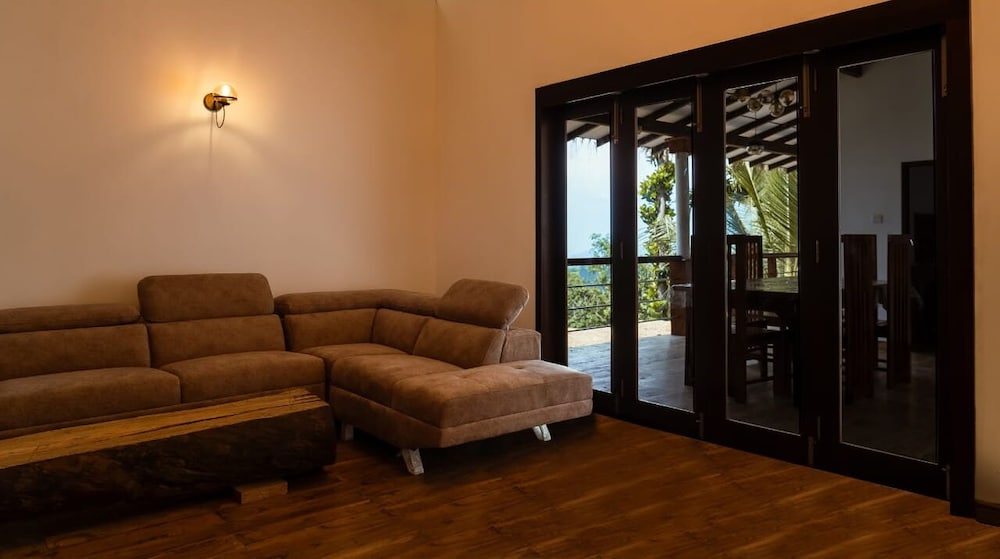Falcon Villas