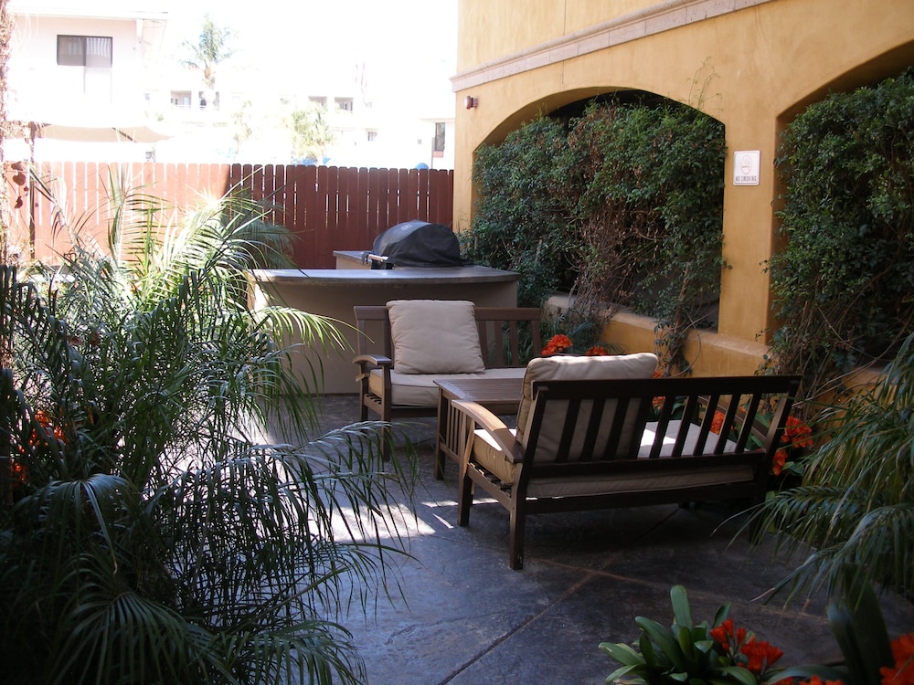 206 Tierra De Paraiso 3 Bedroom Condo by Redawning view 4
