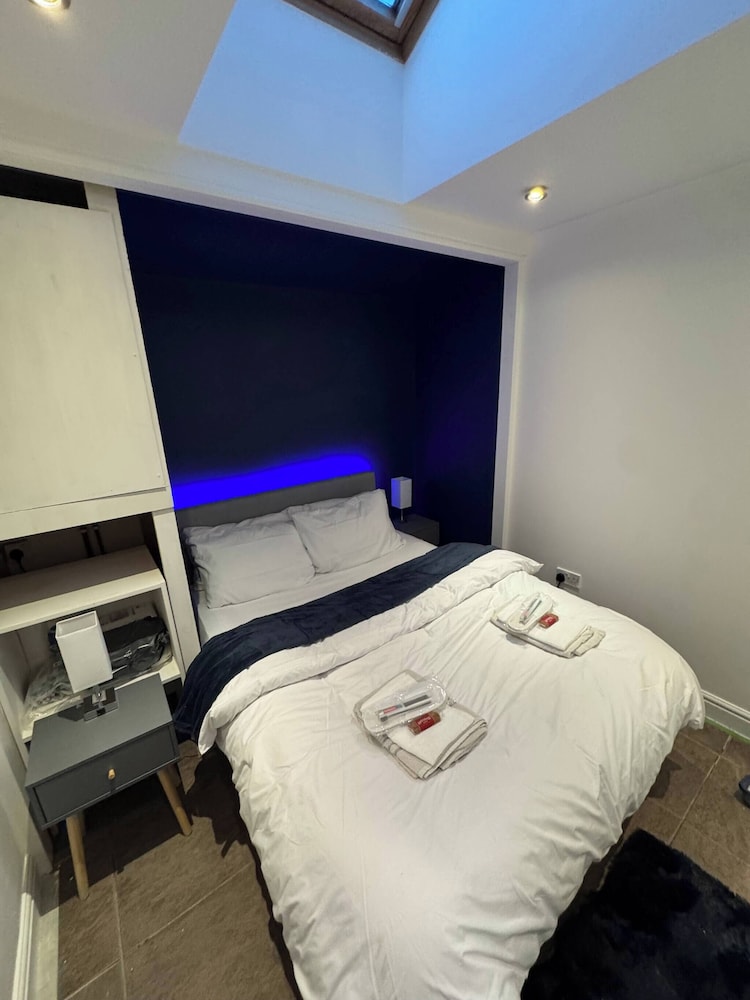 Tranquil Cambridge Getaway