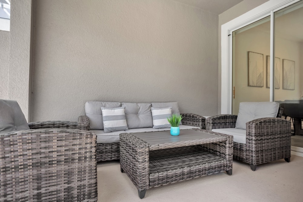 Pet-friendly Resort Home Near Disney w Pool view 5