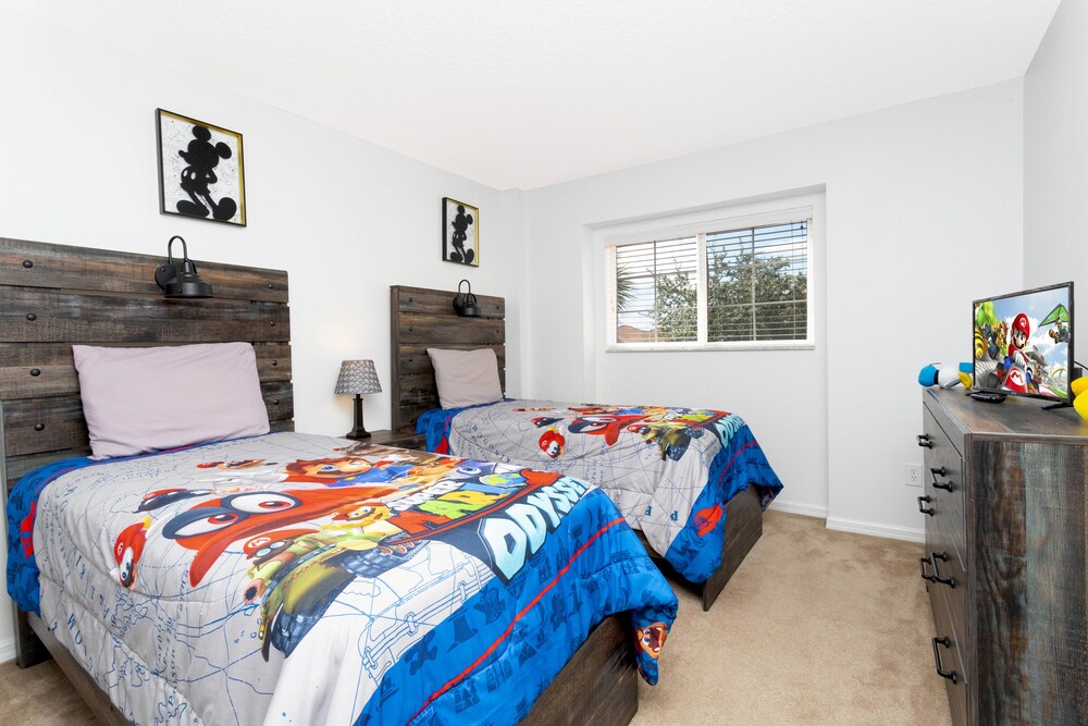 Gorgeous 5Bd Single Family w/ Pool @ Solana Resort 258 - Image 5