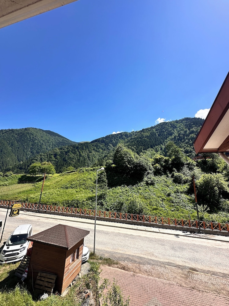 Tapanoz Villa
