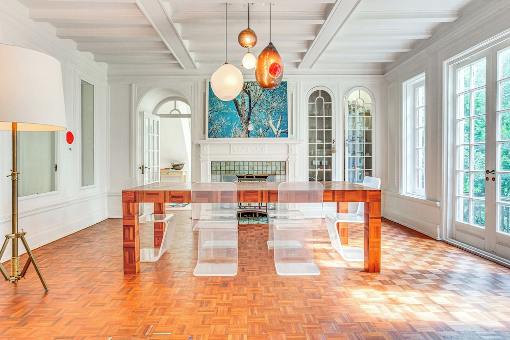 Hudson Valley Estate on 4 Acres w/ Private Pool!