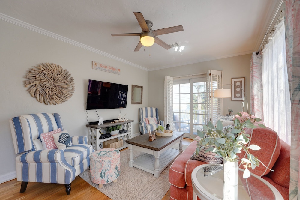 Coral Cottage