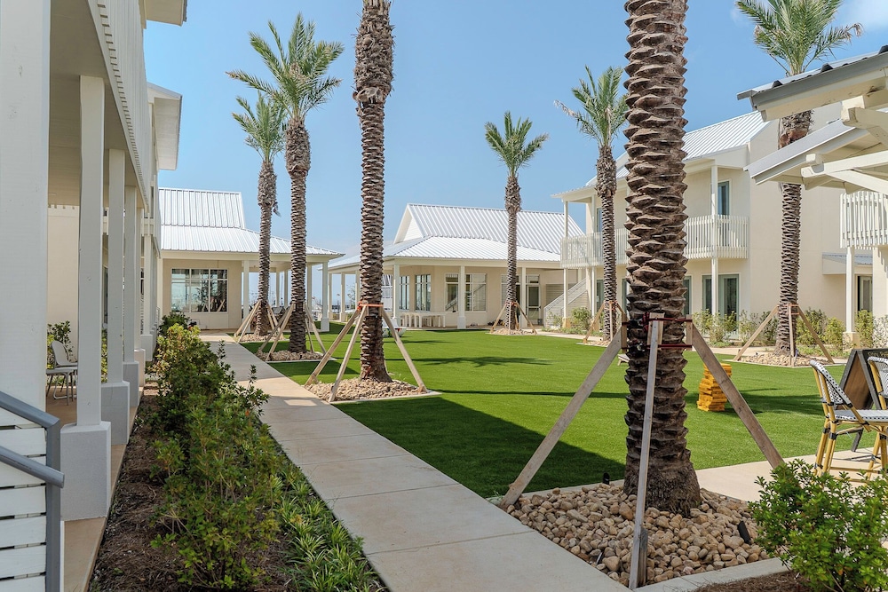 Pass Bungalows