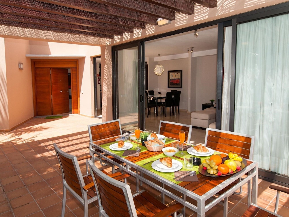 Bungalow With Communal Pool in Playa del Ingles