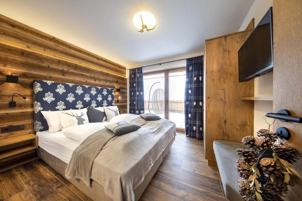 Chalet in Neukirchen Near Wildkogel Ski Slope