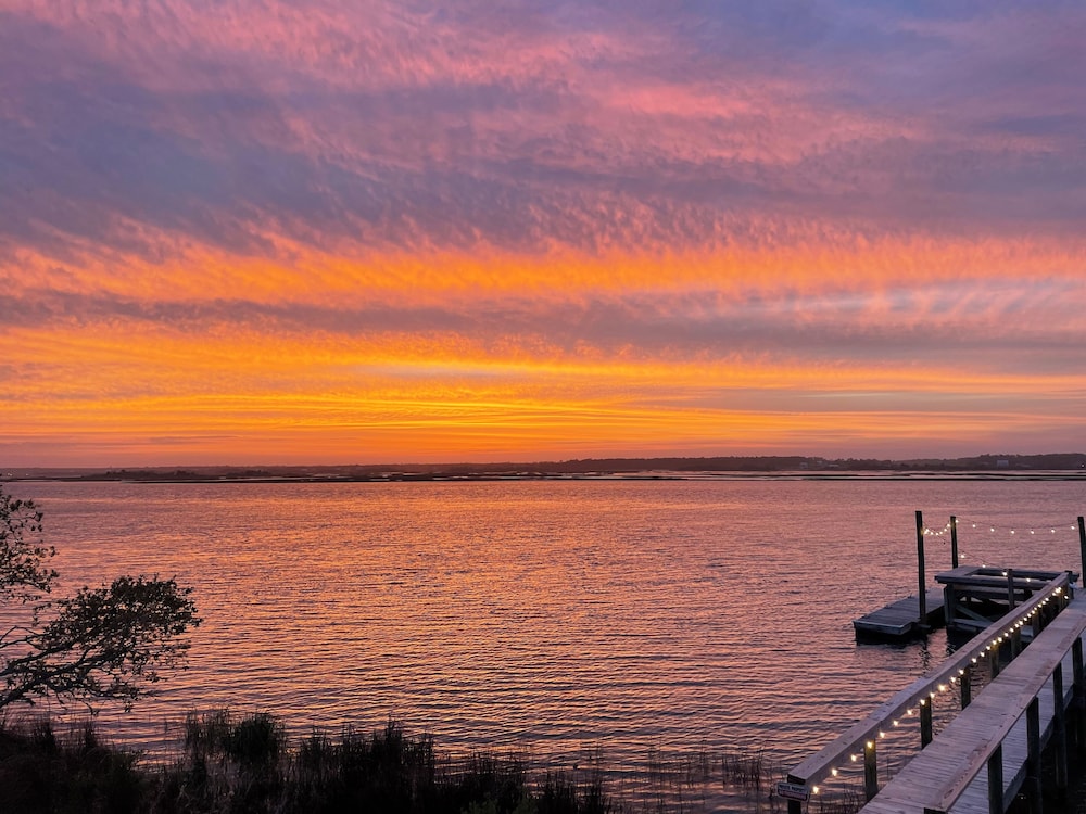 The Hydeaway by Topsail Realty