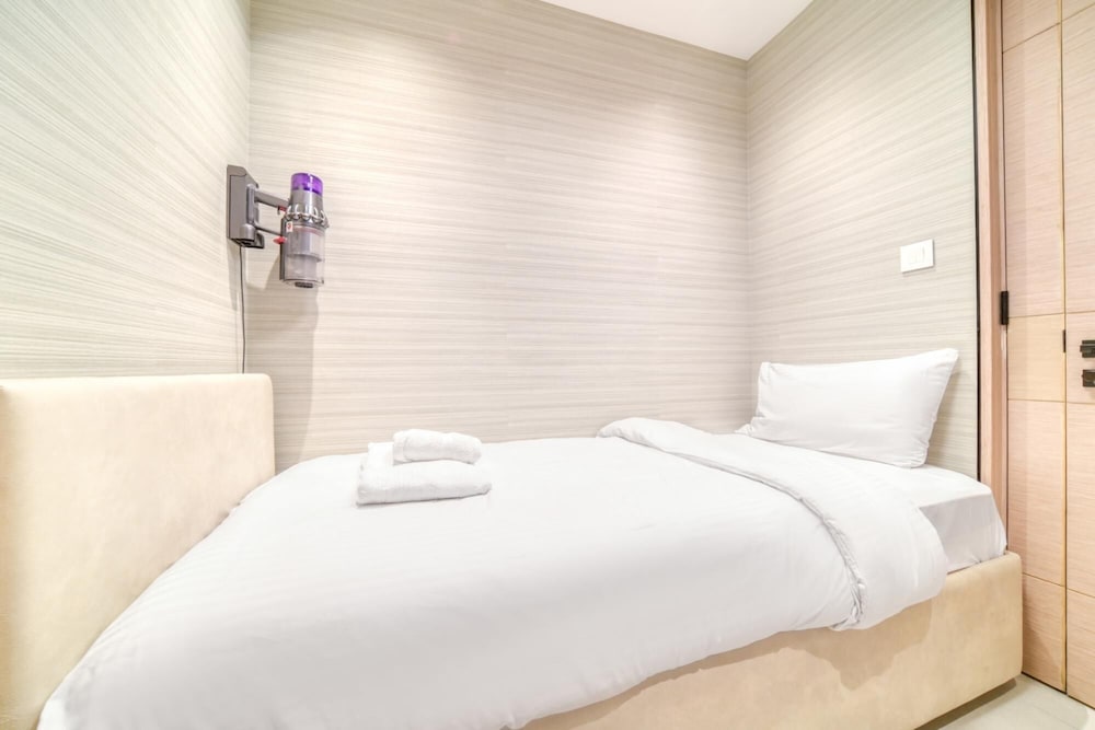 Picturesque Balcony and Beach Haven at Address JBR