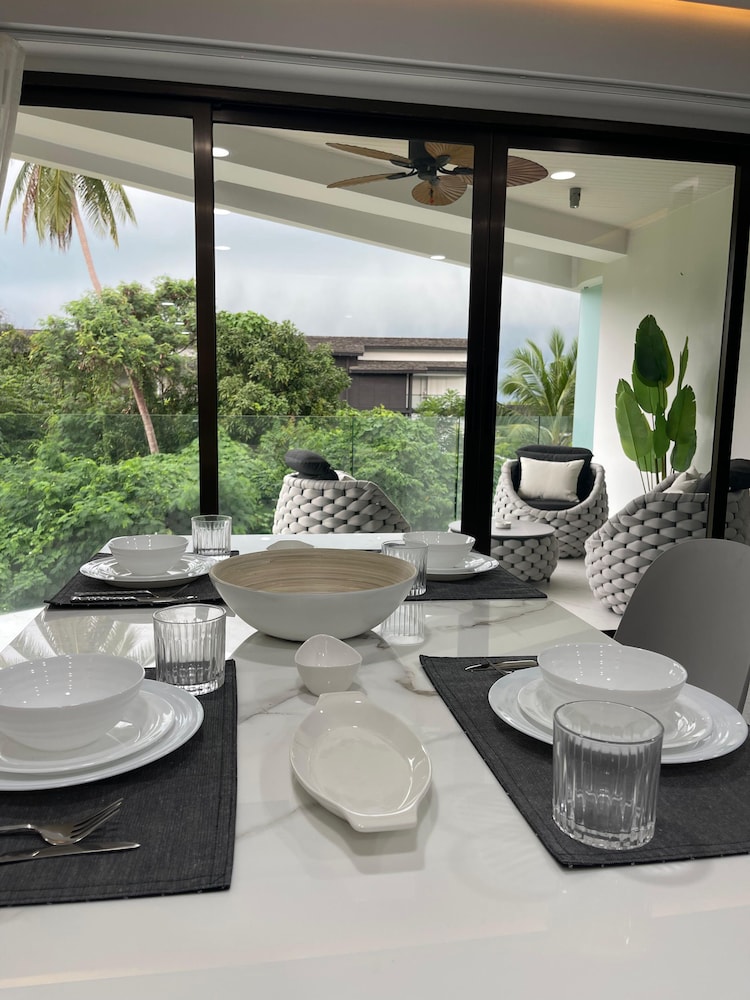 Beachside Residence