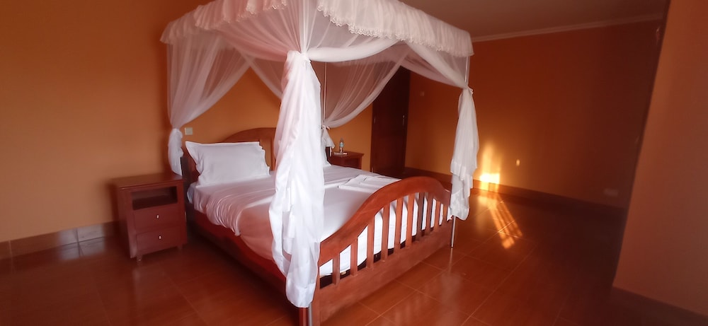Afroclan House view 4