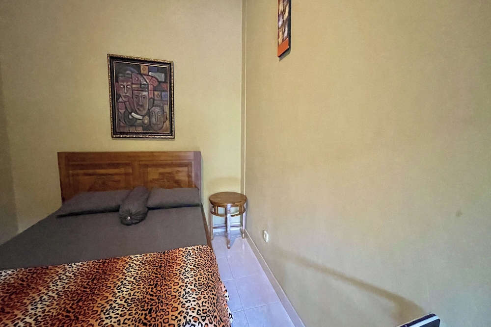 Mongan Homestay Beside The Belulang Hot Spring