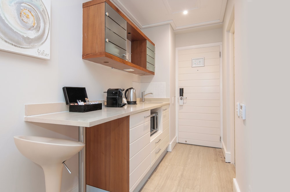 Hermanus Vacations - Harbour House Hotel - Property Image 20