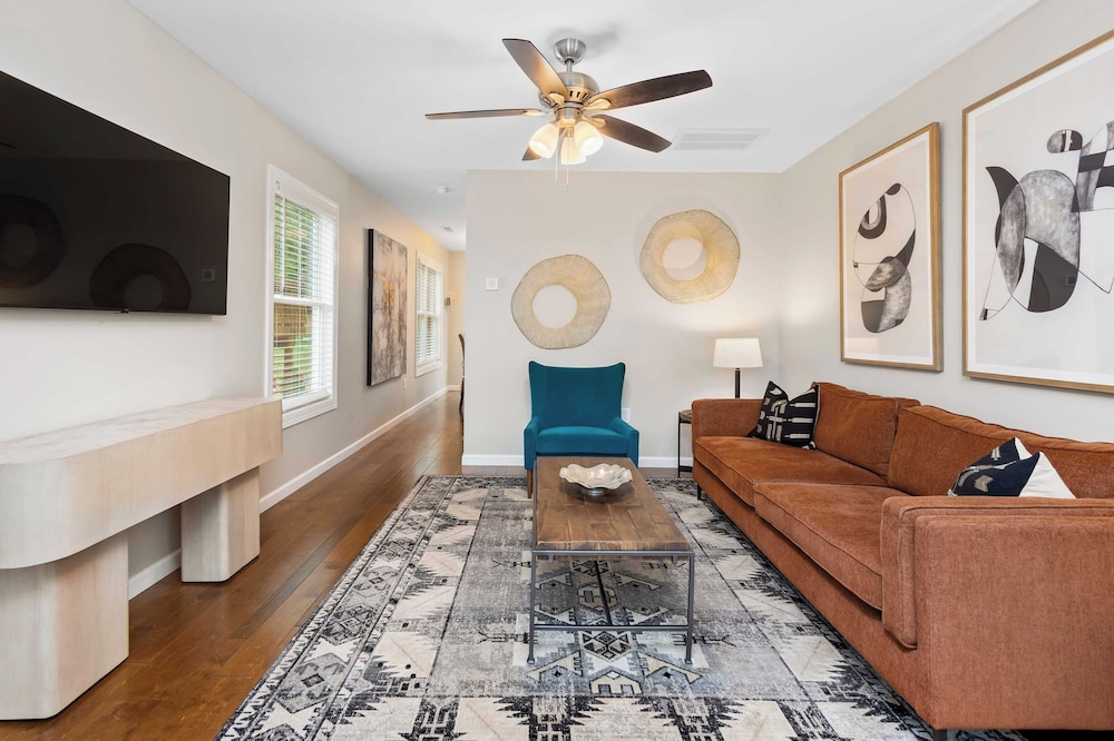 Dogwood & Sweetgum Buyout by Avantstay 2 Home Buyout! Sleeps 16!