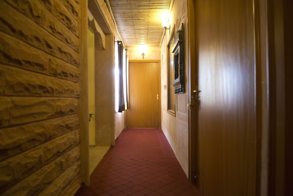 Apnayt Villa