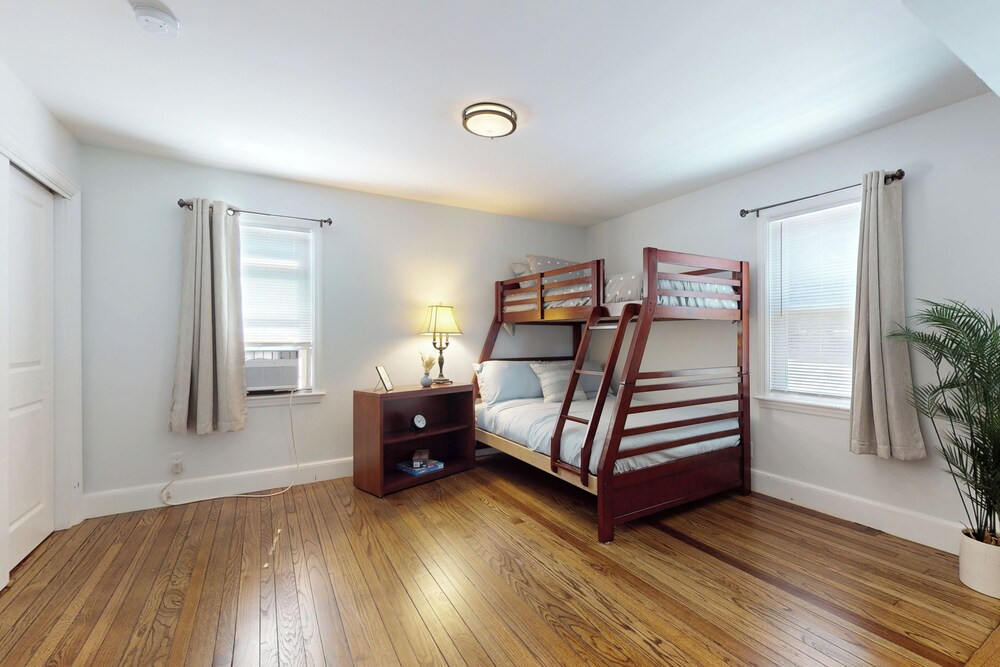 3BR House w/ A/C & Patio, Near Stadium & Shops