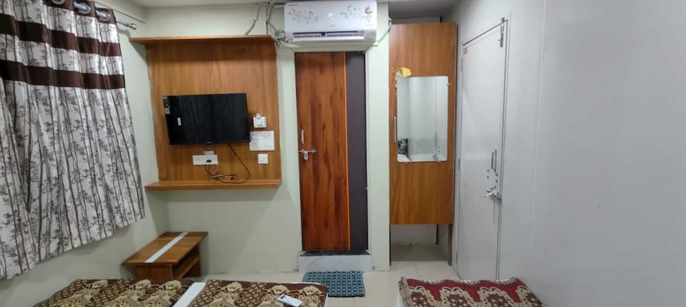 Hotel Medanta Inn