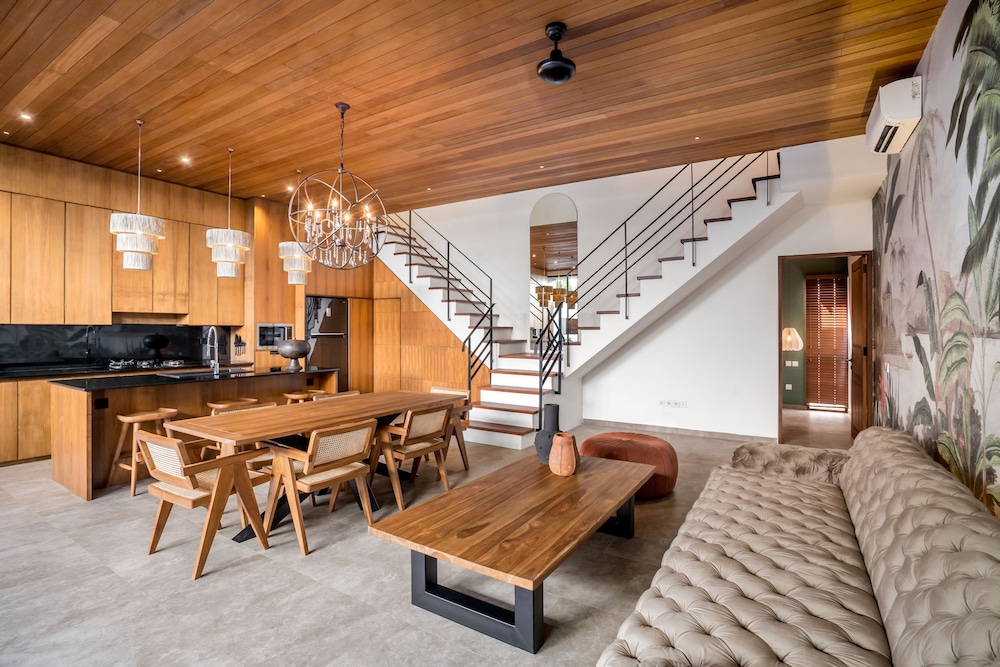 Nusantara Loft 2 Rote by Alfred in Bali - Charming 3 Bdr Pool Villa Near Pererenan Beach - Canggu