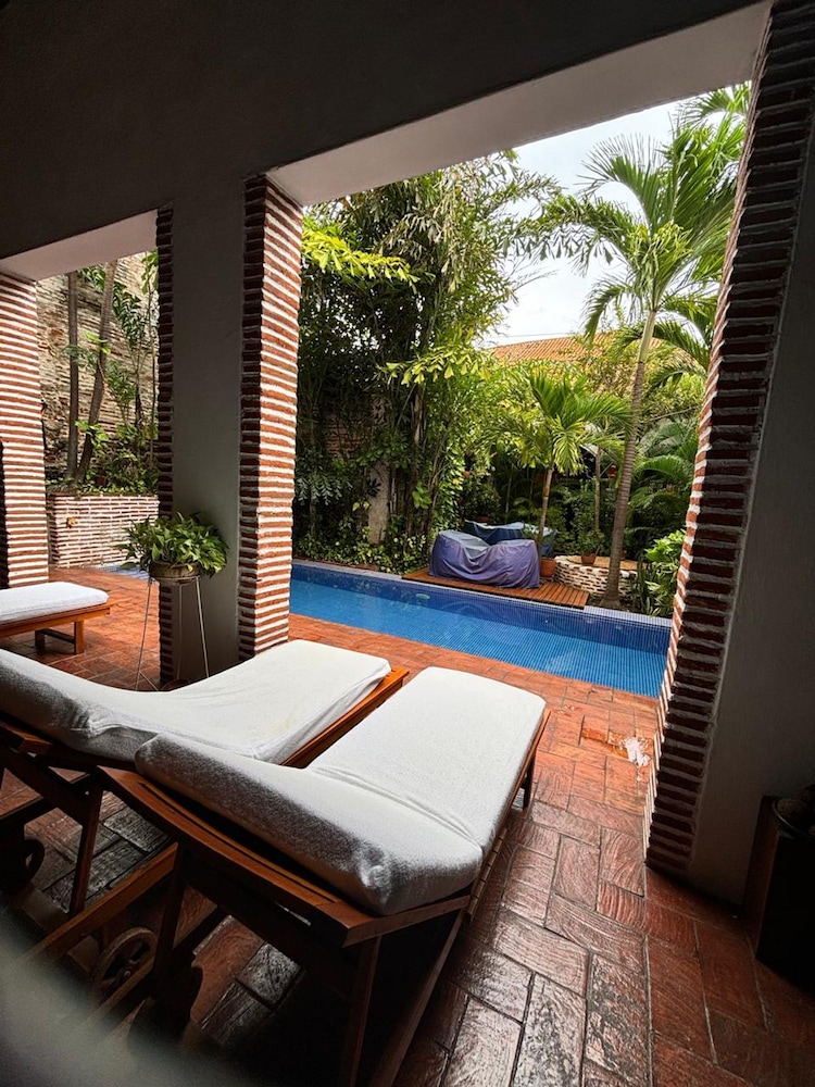 Marvelous 3BR House With Pool in Cartagena