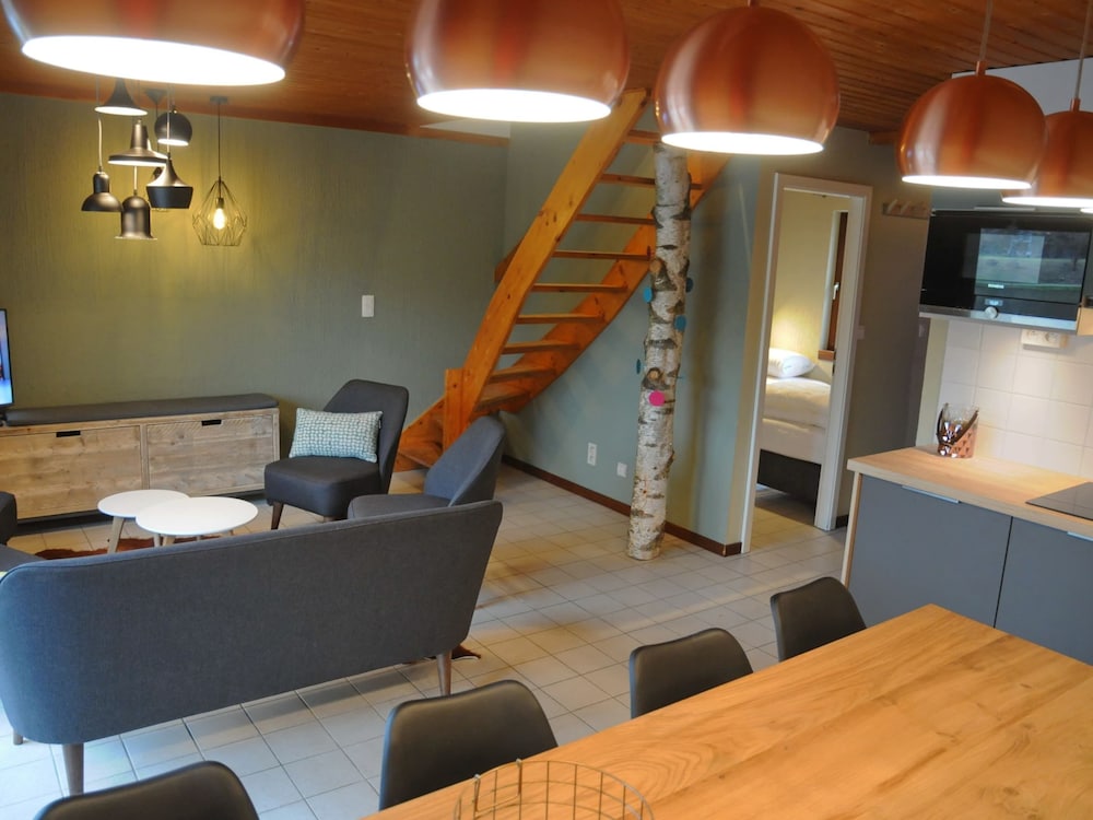 Comfortable, Renovated House With a Microwave, Near Vielsalm