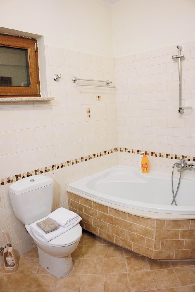 Anastasia s Kastoria Cozy Modern Garden Retreat