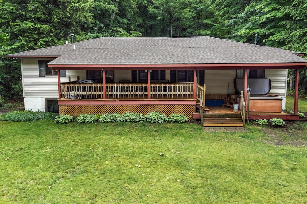 Lakeside Getaway pet Friendly