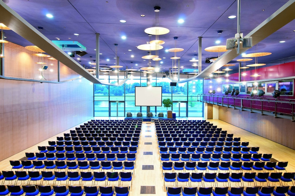 Dresden Vacations - Maritim Hotel  Internationales Congress Center Dresden - Property Image 16