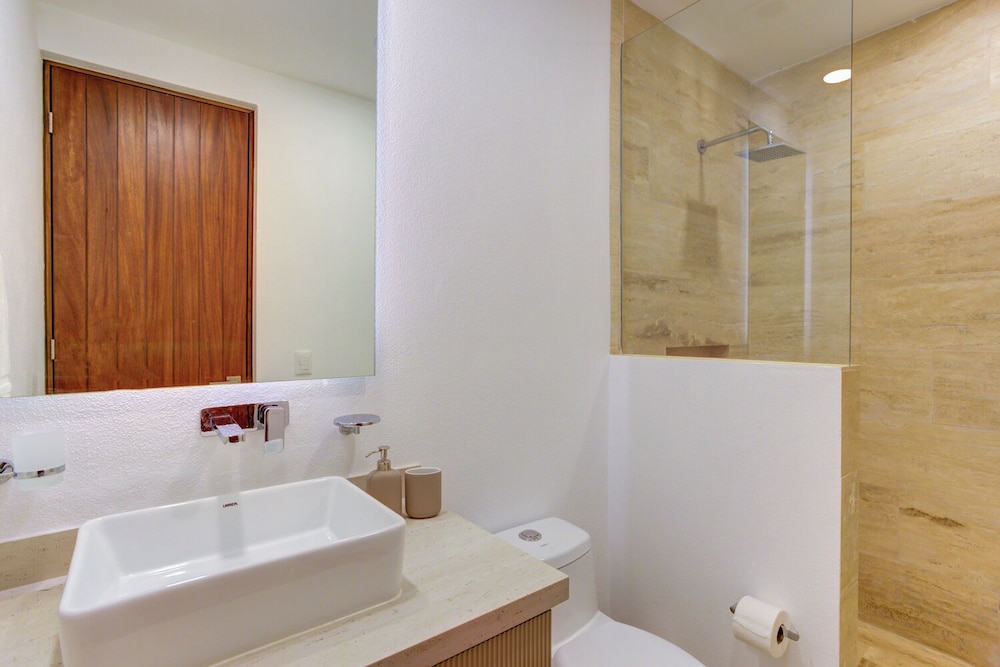 Vista Natura-Luxury Home Near the Beach