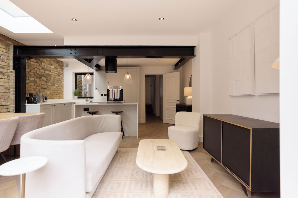 The Courtyard Flat