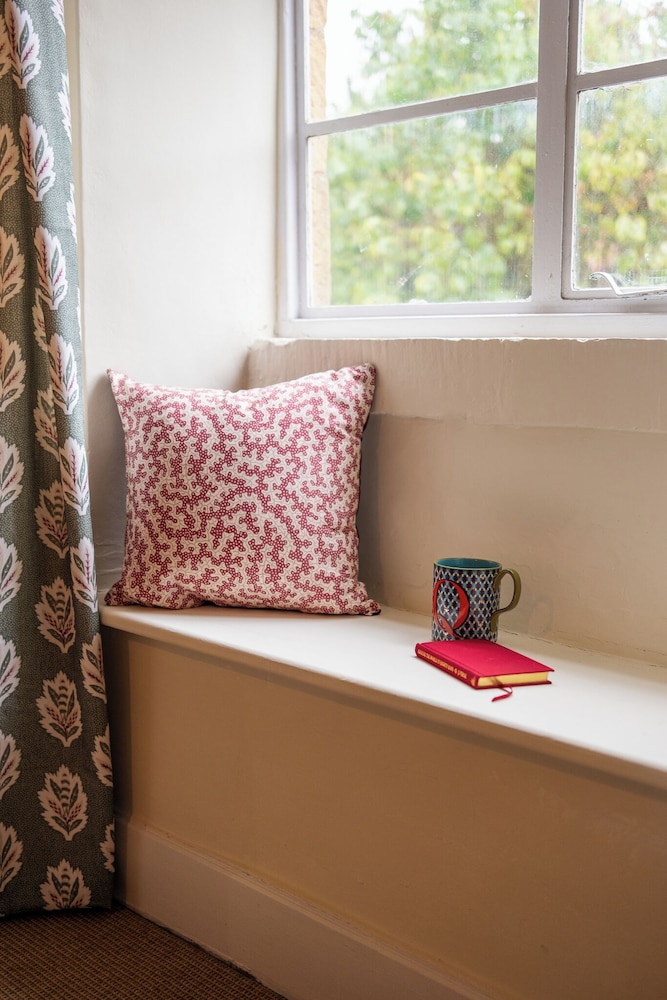 Beautiful 2BD Cottage in the Cotswolds