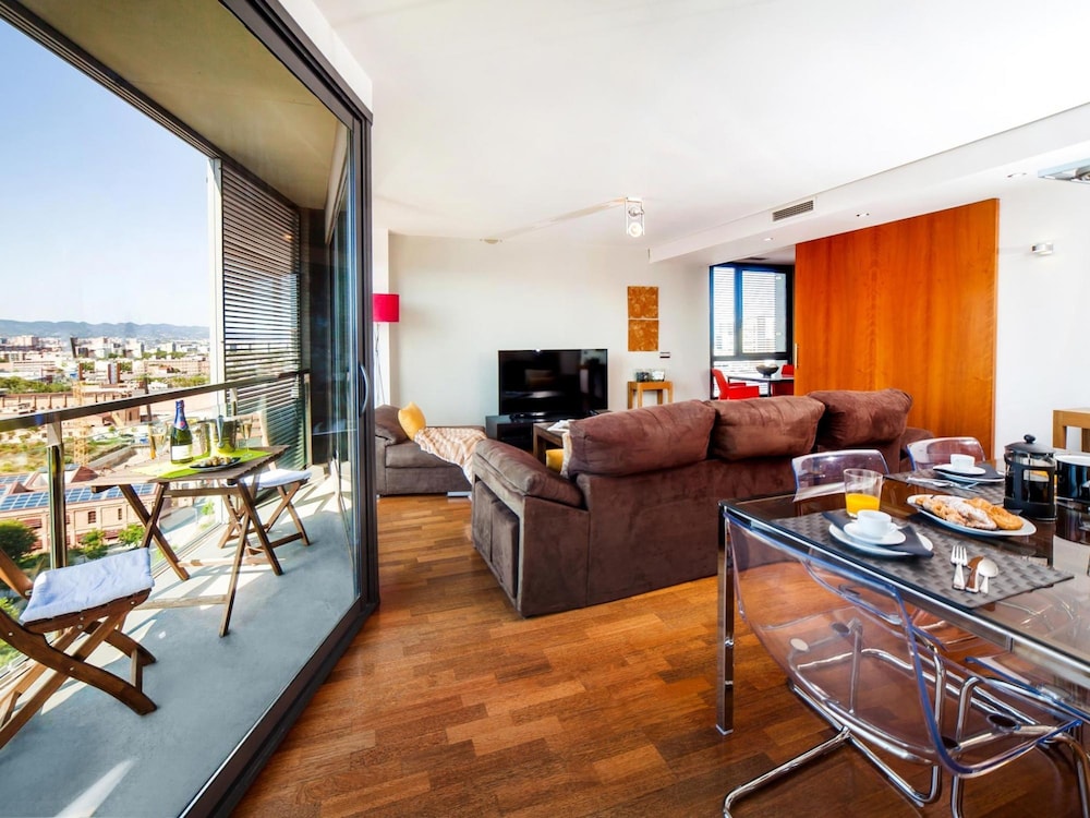 Victoria Diagonal Mar 1 Design Duplex Penthouse