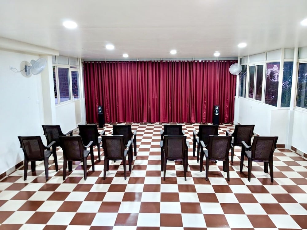 meeting & event spaces