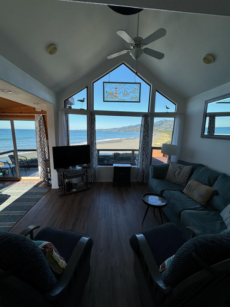 Oceanfront Cabin 4 With Jacuzzi Stunning Views